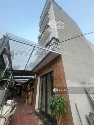 cho thuê nguyên căn 4 tầng- phúc lợi.- long biên - full đồ : giá 9 triệu