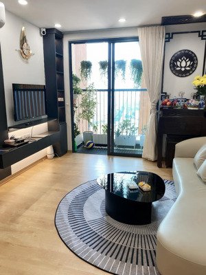 tôi cần bán gấp căn hộ 2pn, 65m2 full nội thất tại cc t&t 120 định công