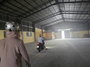 cho thuê kho xưởng 3.000m² trần đại nghĩa, bình tân , cont 24h, giá thuê : 120tr/tháng