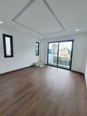 bán nhà văn hội, 35 m2, 5 tầng, lô góc 3 thoáng, cách ô tô tránh 38 m. giá nhỉnh 5 tỷ