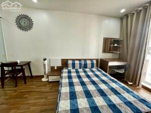 CHo thuê căn hộ 1 ngủ có ngăn bếp tại KĐT Waterfront