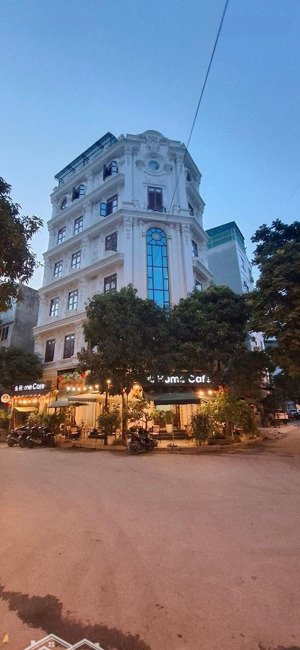 cần bán gấp lô góc kđg man bồi gốc găng - ba la - 45 tỷ -dt 83m2 - 7 tầng - thang máy - kinh doanh