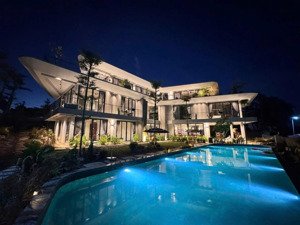 homestay nghỉ dưỡng mặt sông đà cực vip, mới hoàn thiện chỉ 24 tỷ có thương lượng doanh thu 120tr