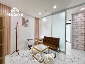 căn hộ 1 phòng ngủ bancong - 42m2 - mặt tiền trần hưng đạo, quận 1