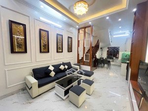 khó tin: thụy khuê 30m2, 5t đẹp, mới ở ngay, full nt, thông hồ tây, đủ công năng