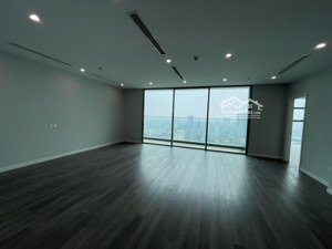 cho thuê ch 106m2 nội thất cơ bản, có slot oto tầng cao view thoáng chung cư the nine