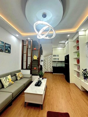 cực phẩm mỹ đình, 5 tầng dân xây, ô tô đỗ cổng, 50m ra phố, tặng nội thất đẹp - ở ngay!