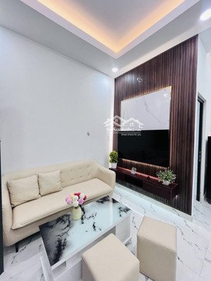 nhà đẹp btct âu dương lân q8 , 28m2 , 3pn , 2wc , hẻm cao ráo anh ninh , chỉ 3.77 tỷ