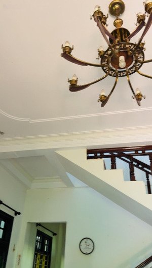 nhà 2 tầng tân cổ điển cạnh siêu thị gia lạc - chợ mai giá siêu tốt