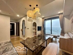 cho thuê căn hộ 2pn lumiere riverside view sông 35 triệu/tháng bao phí quản lý