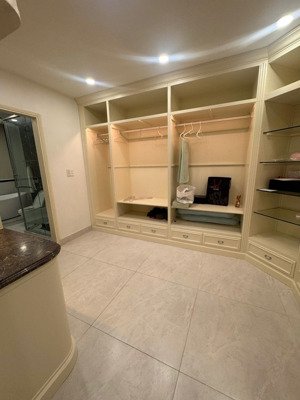 cho thuê biệt thự khu dân cư trung sơn, 50 triệu/ tháng, 10x20m, 200m2, gồm 5pn, 6wc, nội thất mới