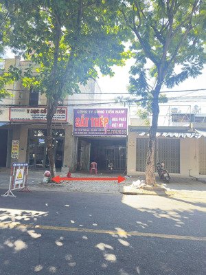 đất đường hồ tùng mậu. đường 10,5m lề 5m. hướng đông nam. dt 103m2 (4,5x22,8m)