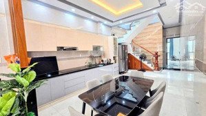 bán nhà vị trí kinh doanh phường bình đa