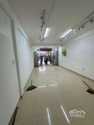 cần cho thuê nhà mặt tiền đường võ oanh phường thạnh mỹ tây tphcm