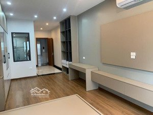 bán nhà 5 tầng thang máy 53m giá 12,5 tỷ bồ đề,long biên, hà nội