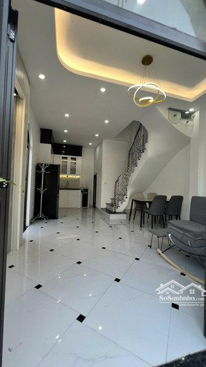 nhà vị trí đẹp- giá tốt chính chủ cần bán nhanh nhà 2 mặt tiền tại huyện chương mỹ, tp hà nội