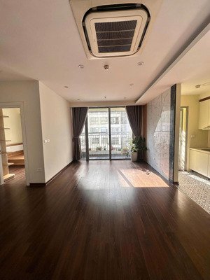 cần bán căn hộ vinhomes gardenia, cầu diễn, nam từ liêm.77,8m2 ,2pn. giá 7,1 tỷ. liên hệ 