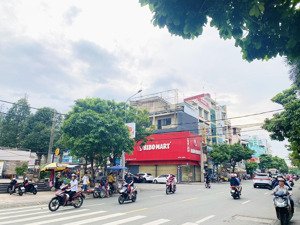 cho thuê nhà nguyên căn 1t3l mới sơn sửa đường cách mạng tháng 8 ngay chợ biên hòa