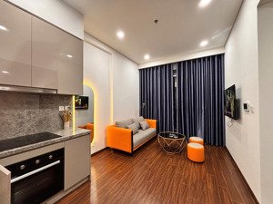 chốt nhanh căn đẹp giá tốt - 1n+ tòa m2 full nội thất, tầng trung, sẵn sổ, hướng đn, giá chỉ 3 tỷ1