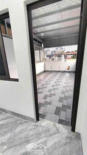 bán nhà đất chính chủ tây mỗ dt 32m2 nhà xây ở chắc chắn thừa nhà nên không ở giá 5,9 tỷ