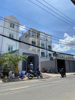 bán căn hộ dịch vụ khu công nghệ cao quận 9