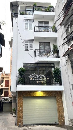 bán nhà mặt phố đê la thành 45m2, ô tô vào nhà, lô góc kinh doanh, 2 mặt thoáng trước sau, nở hậu