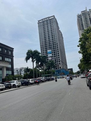 phố cổ hà đông, nhà mặt chợ, phố lê lợi, siêu kinh doanh, vỉa hè 14m, 4 tầng dt 63m, giá 18 tỷ