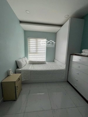 chính chủ cho thuê chung cư terra royal 2 phòng ngủ, 2 wc, full nội thất, 23tr/th