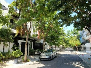 nhà 3 tầng đường tạ mỹ duật ngay phố hàn dương đình nghệ - q.sơn trà - 12ty5 thương lượng.