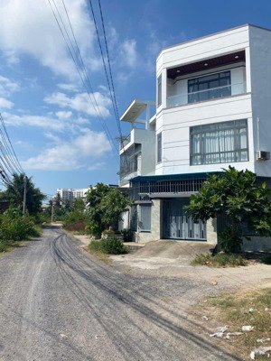 bán đất, lô góc 2 đường 8m, vĩnh châu, vĩnh hiệp (cũ), tây nha trang, khánh hòa.