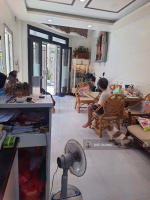 chủ gấp bán, nhà 2 mặt thoáng hxh phố phan xích long,pn. ngang lớn 4,6x 13m - 4tầng. chỉ 10 tỷ tl