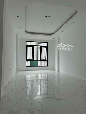 bán nhà riêng tại đường kim giang, thịnh liệt, hoàng mai, hà nội giá tốt, 11,3 tỷ, 42m2.thang máy .