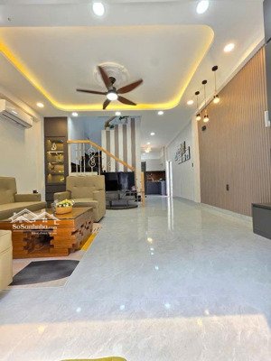 nhà mới đẹp vào ở ngay, lê văn sỹ phú nhuận, ngang 5m dài 11m, 2 tầng, hẻm 4m, 7. x tỷ