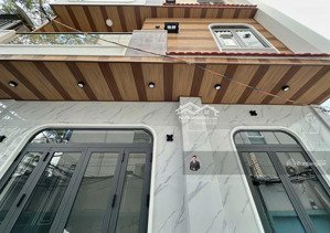 chỉ một căn duy nhất bán nhà đường võ văn tần, quận 3 - dt: 5,5x15m - 3 tầng - giá chỉ 22 tỷ