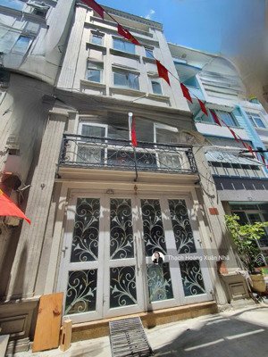 ngang đẹp 5,7 m + 8 phòng chdv 50tr/tháng nguyễn thị minh khai, q1 - 5,7m x 14m - 5 tầng, chỉ 19 tỷ