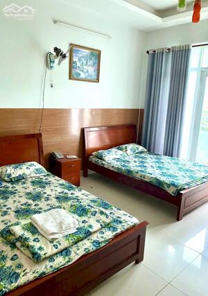 BÁN NHÀ MẶT TIỀN THU 100TR/TH, ĐƯỜNG 2C PHÚ MỸ QUẬN 7, 4 TẦNG, 72M2(4X18)-10P-GIÁ 12.5 TỶ