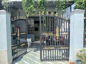 Bán nhà cấp 4 rộng 130m2 giá bán chưa tới 2 tỷ