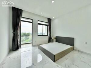 Ban công siu to giá siu hời ở được 2-3 người ngay Cộng Hoà