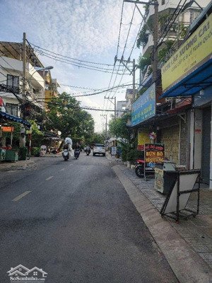 mặt tiền kinh doanh, 62m2, sổ vuông a4, 3 tầng, ko lỗi, gấp bán