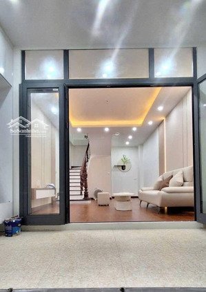 bán nhà ngõ chợ khâm thiên 6 tầng diện tích 32/35m2