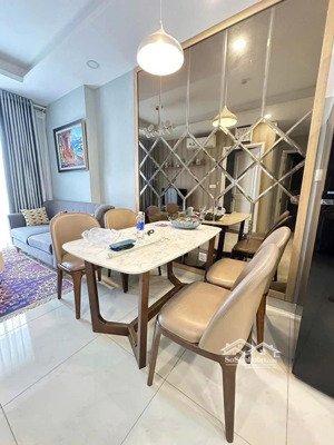 cần bán nhanh căn hoàng kim thế gia giá 1 tỷ 7 shr 67m2 2pn 2wc