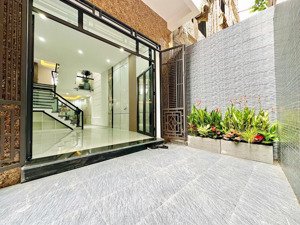 bán nhà phố sát aoen mall thiên lôi đồng thiện