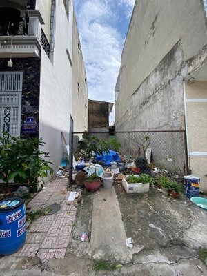 bán rẻ đất gần tthc dĩ an, dân cư đông sát linh xuân thủ đức