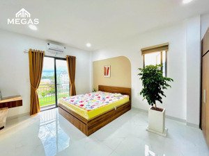 căn hộ studio sang xịn - full nội thất mới - có ban công view thoáng | gần đảo kim cương, uỷ ban