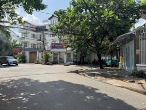 Bán gấp lô đất 5 x 20 ngay trường Đại Học Văn hoá
