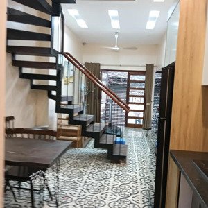 siêu hiếm - nhà 4 tầng - tứ liên - chỉ 9.6 tỷ