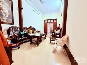 bán nhà hoàng hoa thám ba đinh- dân xây - cực gần ô tô -dt 45m -4t- 4 ngủ - full công năng