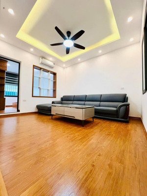 tập thể lõi đống đa - cách mặt phố nguyễn lương bằng 30m - ô tô đỗ chân cầu thang