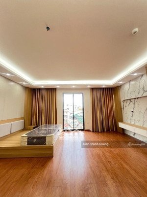 trịnh công sơn - 8 tầng thang máy mới nguyên - 15m ra mặt phố - ngõ thông ô tô - 22 tỷ đồng