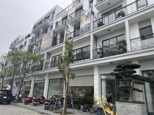 cho thuê shophouse the manor central park 75 m2 (5 tầng)